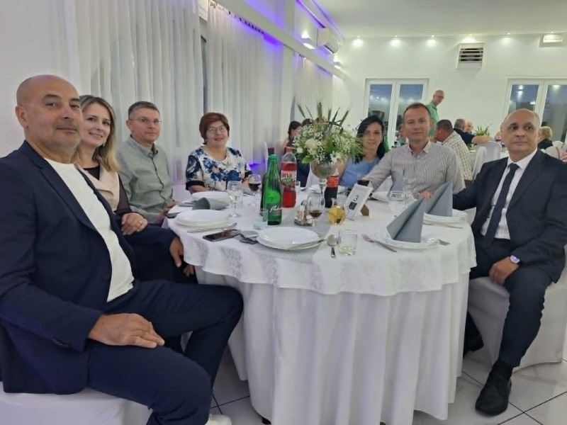 Prve „Zlatne žice sremske ravnice” donele toplinu tradicije i duh zajedništva 4 Gosti 1 Custom