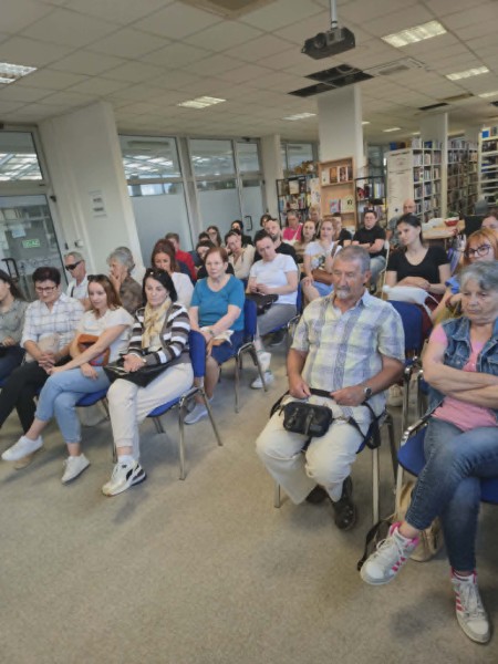 Knjiga koja ruši predrasude: Edi Kiseljak iskreno progovorio o životu s HIV-om 6 Publika Edi Custom 1