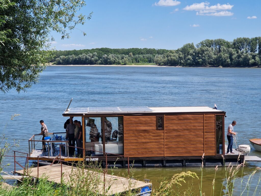Arheološki lokalitet Gradac posetila delegacija stručnjaka, s ciljem novih istraživanja tog bisera Borova i Vukovarsko-sremske županije 5 SPLAV M.MITIC