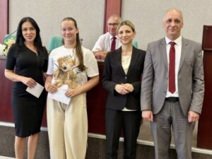 Branka i Olja Custom