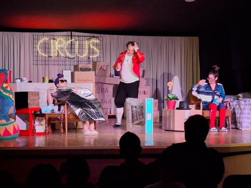 Cirkus 3 Custom