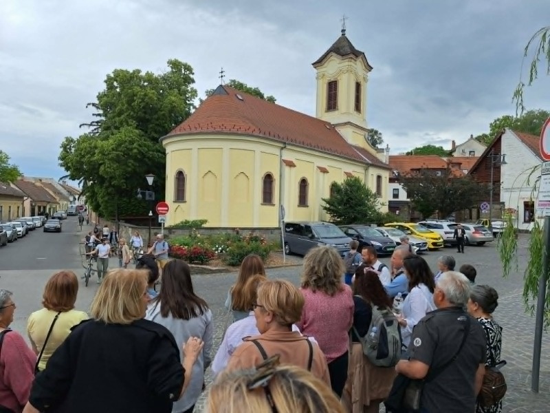 Crkva Custom
