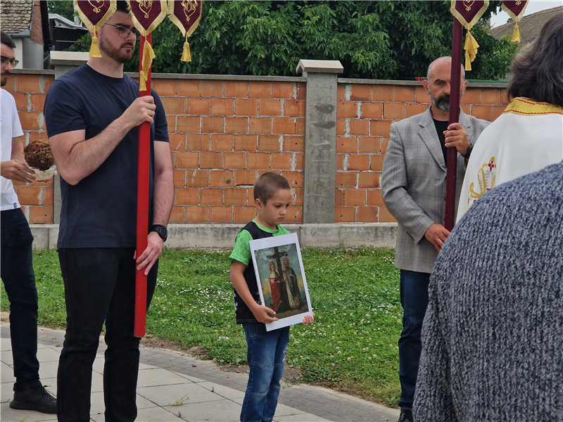 IKONA I LITIJA