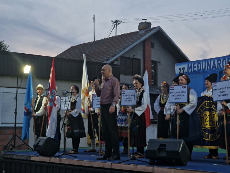 Jeremic fest Custom