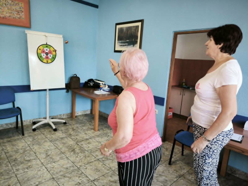 Kroz igru i razgovor do boljeg kvaliteta života starijih osoba 3 Pikado 2 Custom