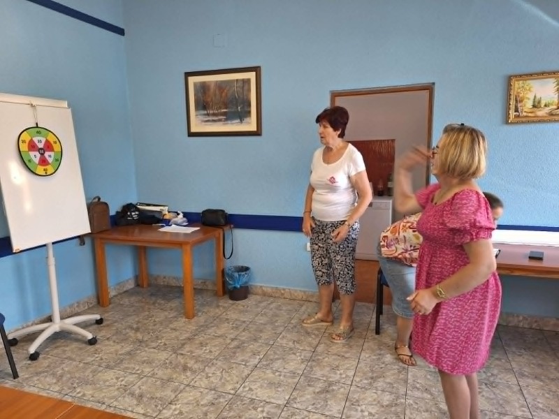 Kroz igru i razgovor do boljeg kvaliteta života starijih osoba 4 Pikado 3 Custom