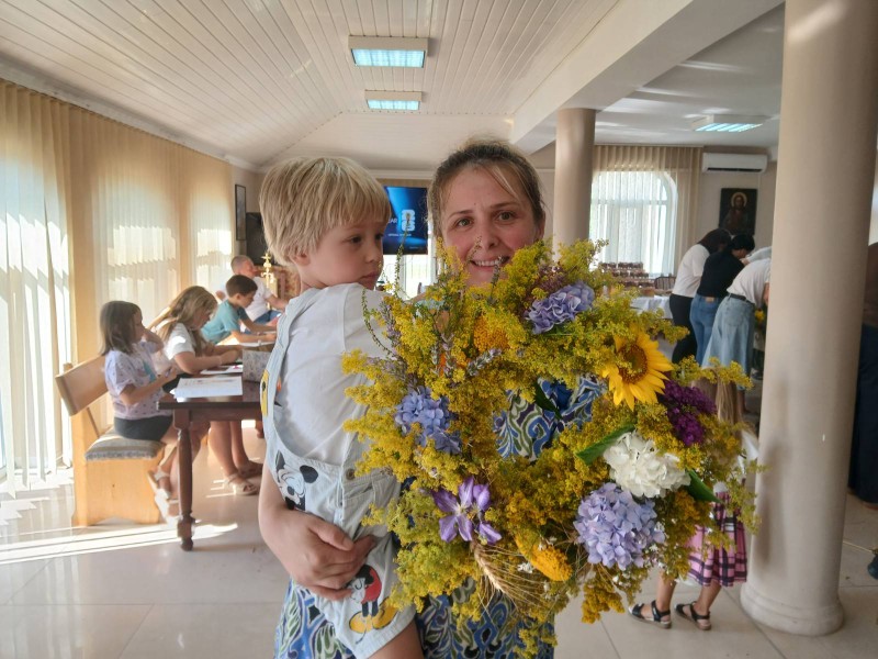 Uoči Ivanjdana u Borovu održana radionica pletenja ivanjskih venaca 2 senka zaric