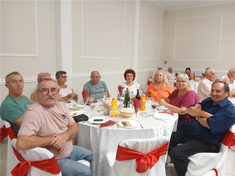 Udruženje žena i penzionera Dalj s gostima iz Hrvatske i regiona proslavilo krsnu slavu 3 PENZIONERI BOROVO U DALJU