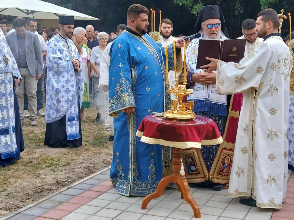 "Preobraženskim saborom" u Dalj planini sinoć počela proslava Preobraženja Gospodnjeg 3 sluzba