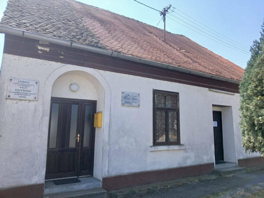 U Vukovaru, Borovu, Boboti i Markušici počeli s radom klubovi treće dobi 2 zgrada 1peg