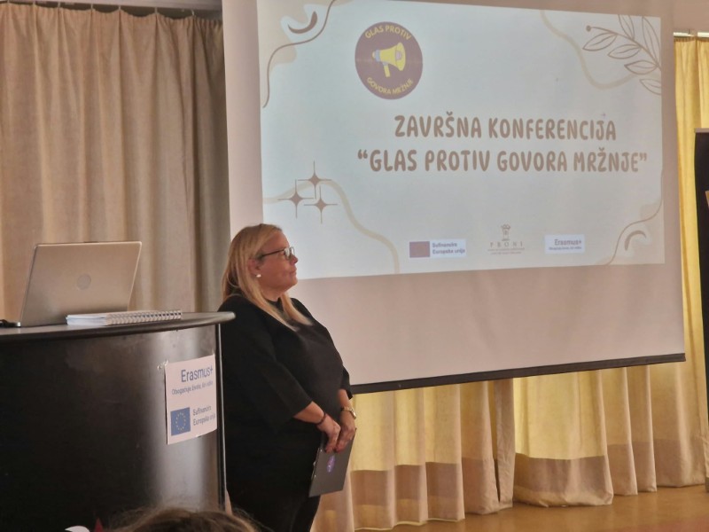 Od škole do zajednice: Mladi predložili kako sprečiti govor mržnje 2 Karolina Custom