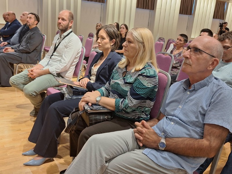 Otvoren 5. Klein film festival: Predstavljena i knjiga o Hugu Kleinu 3 Publika SD Custom