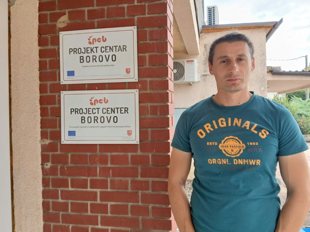 Završena izgradnja dečjeg igrališta na stadionu u Borovu 2 milos